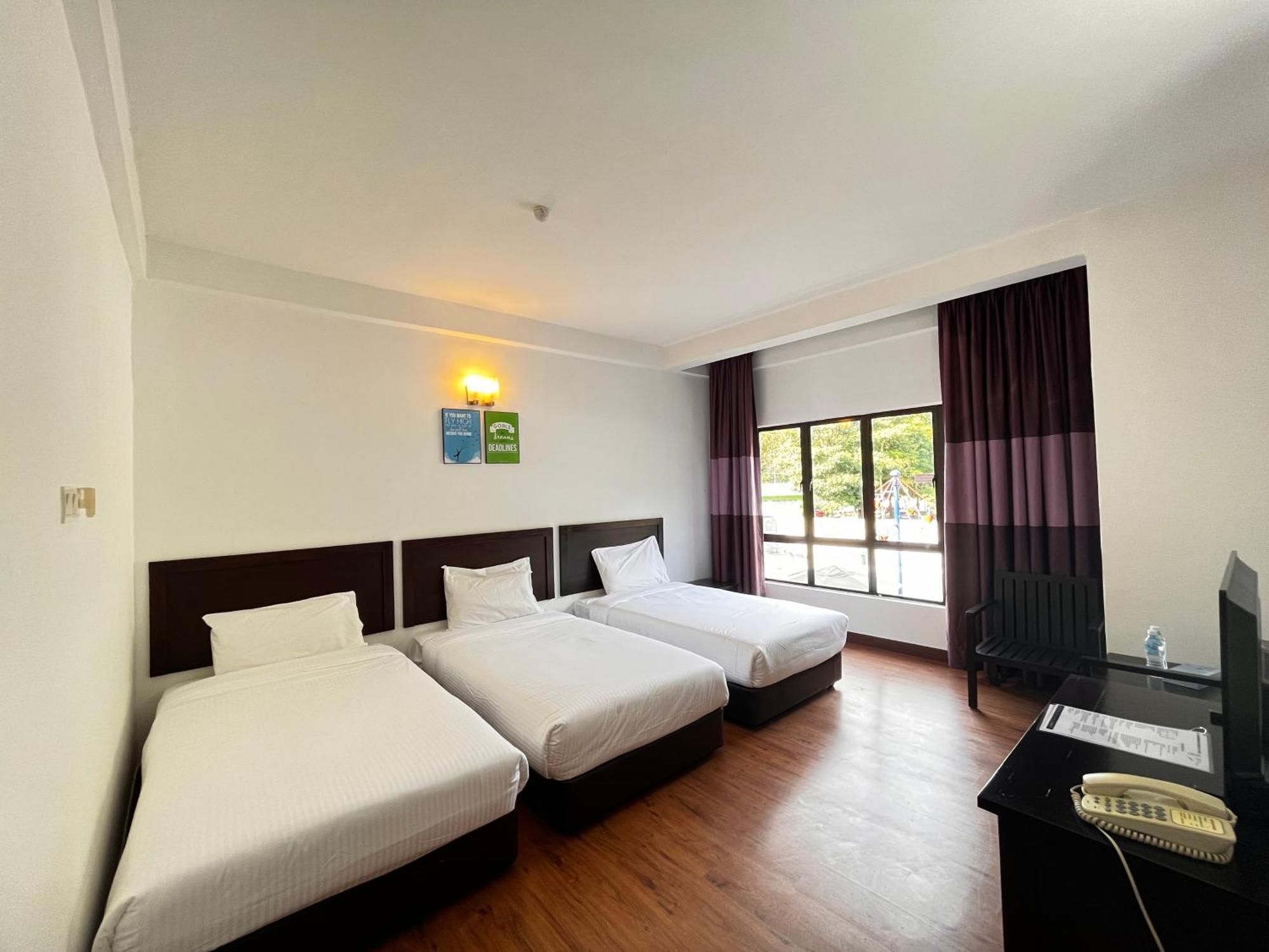 Hotel Erya By Suria Hot Spring Bentong Extérieur photo
