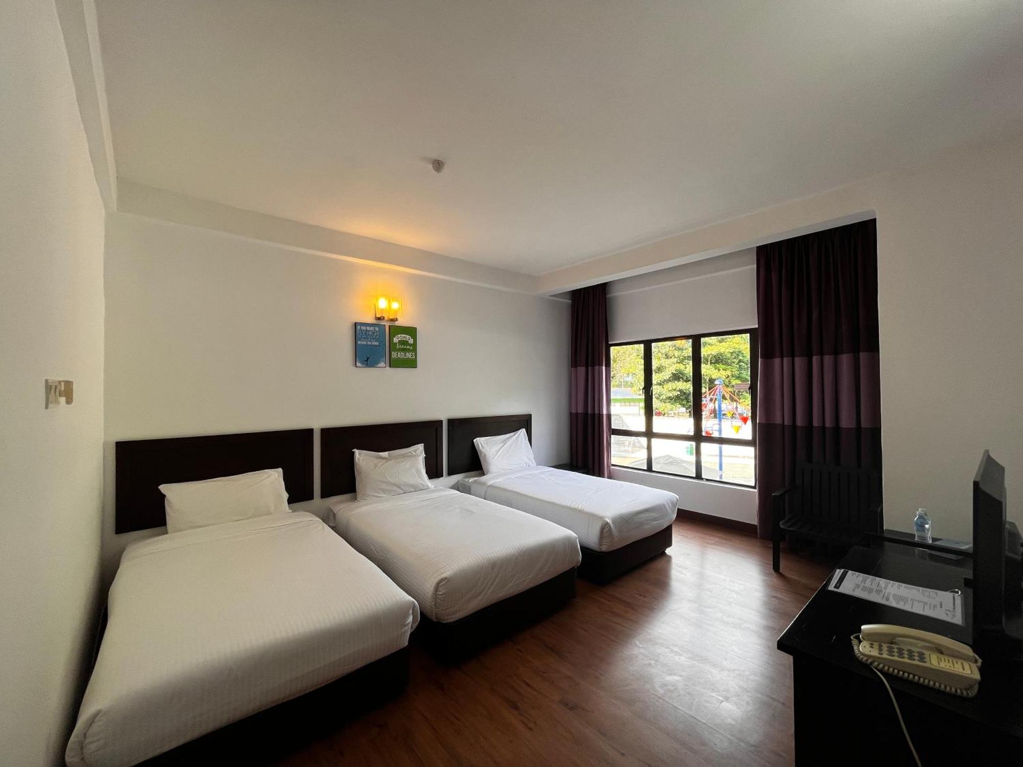 Hotel Erya By Suria Hot Spring Bentong Extérieur photo